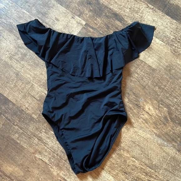 Trina Turk Solid Monarco Off-the-Shoulder Ruffle One Piece Swimsuit sz 4 - Picture 5 of 6